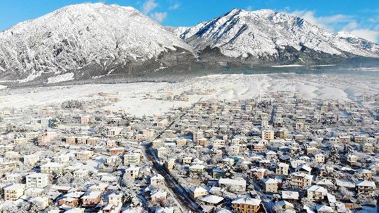 Beyaz örtü Kargı'ya çok yakıştı