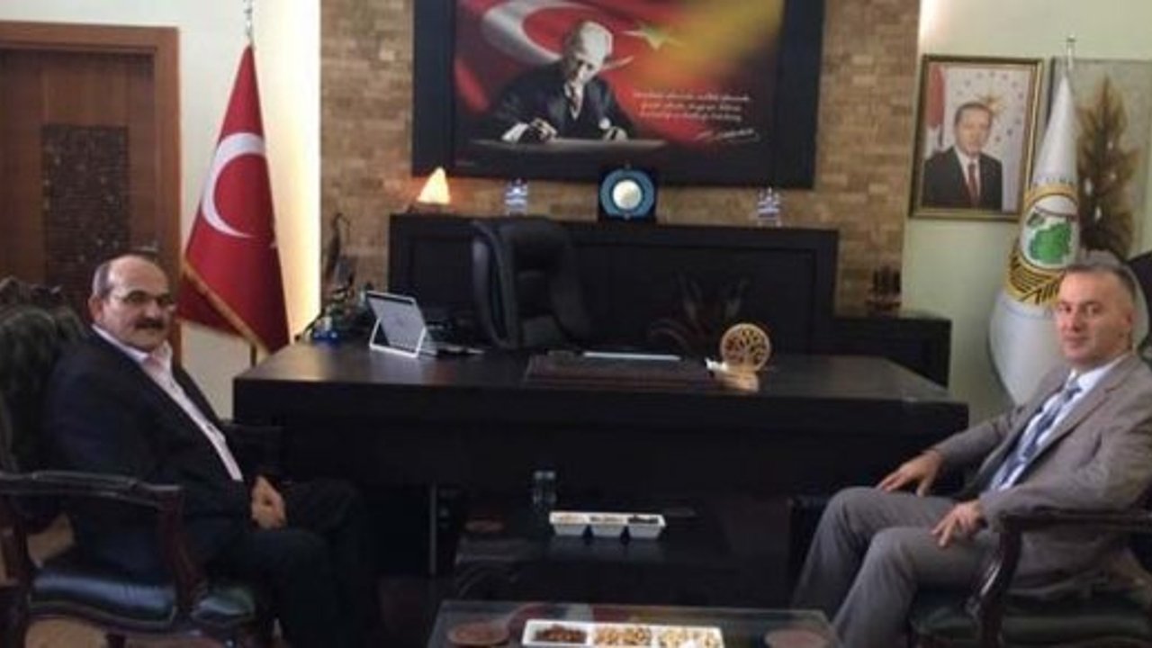 Başkan Şen'den Bölge Müdürü Oflu'ya ziyaret