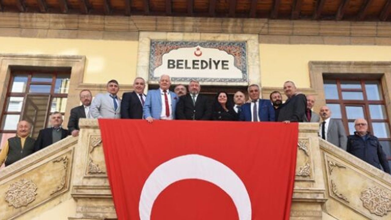 Çorumlu Dernekler Federasyonu’ndan Aşgın’a ziyaret