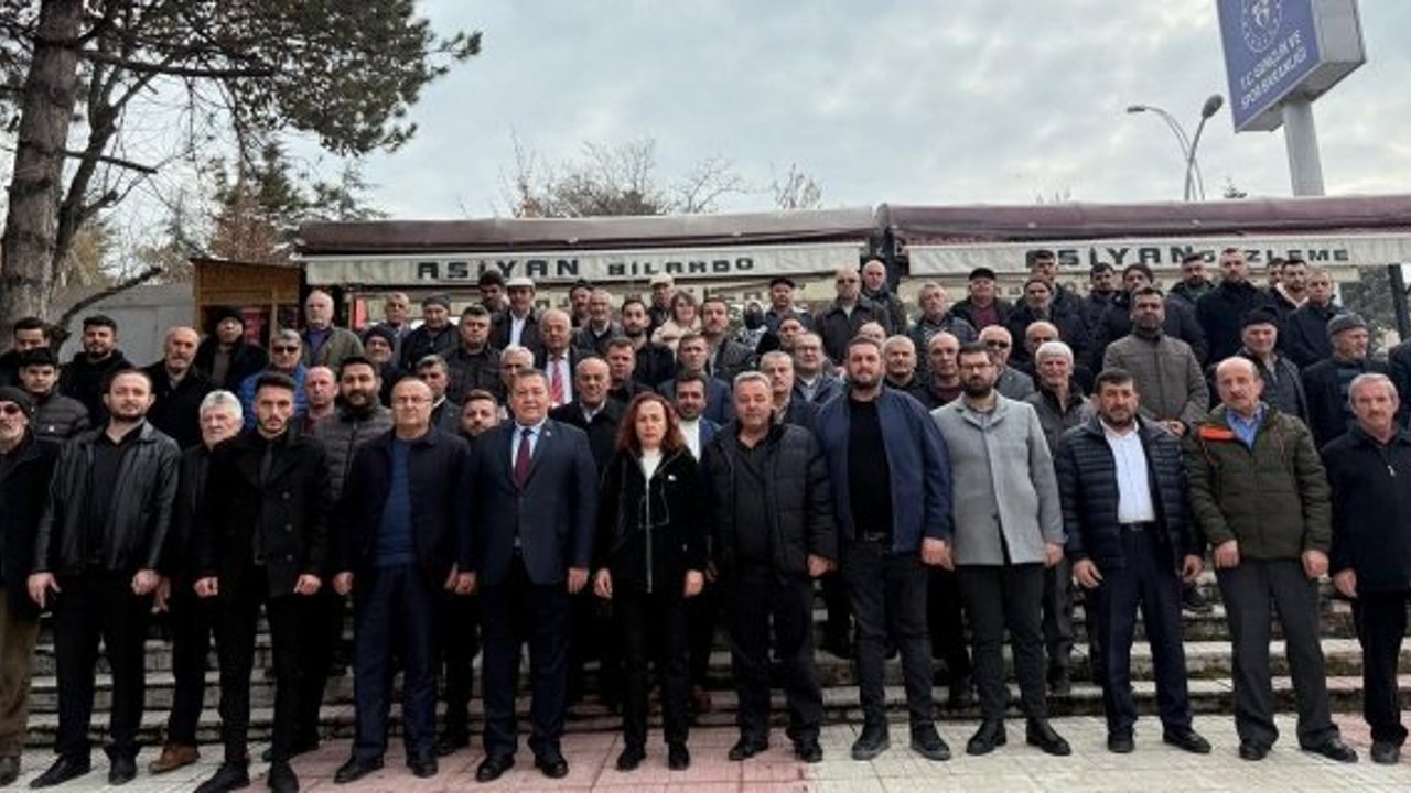 Kargı’dan AK Parti’nin kongresine tam kadro katılım