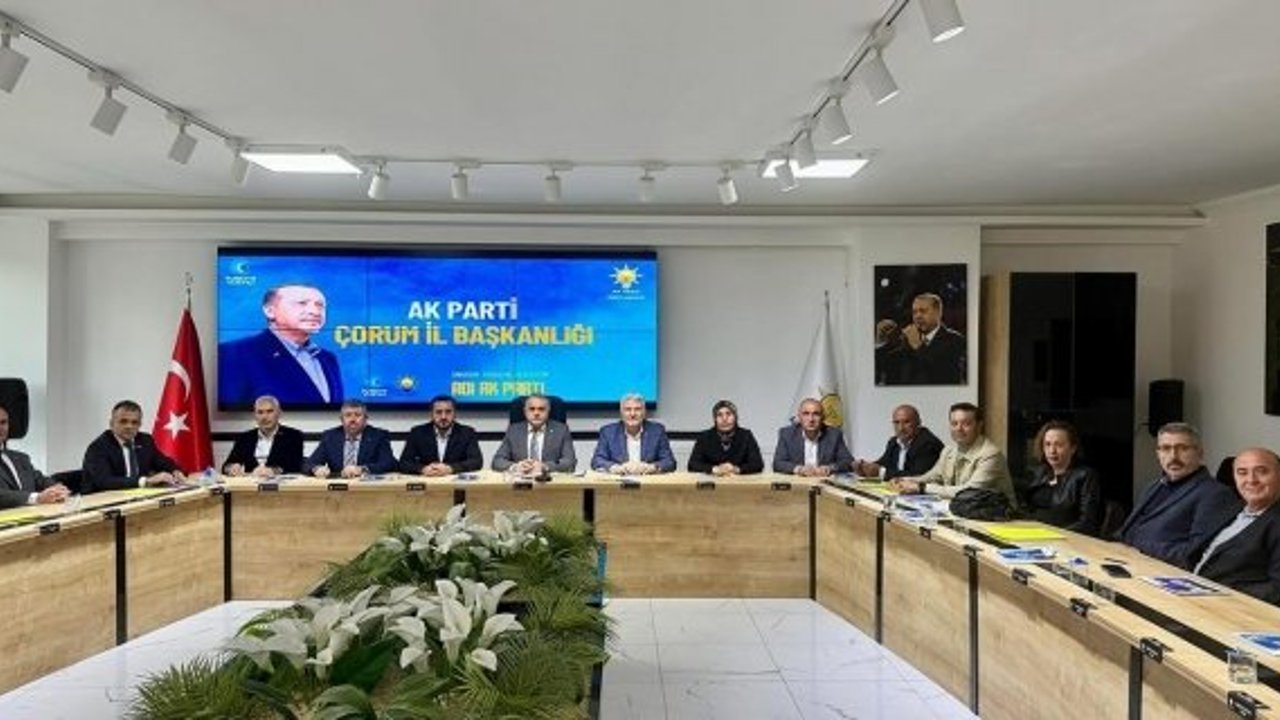 AK Parti Kargı İlçe Başkanı Gülhan Demiral, ilçe başkanları toplantısına katıldı