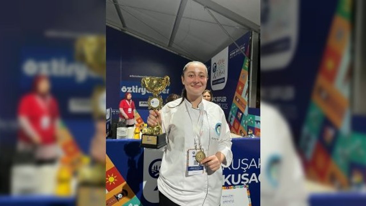 Kargılı Kübranur’dan Adana Lezzet Festivali’nde Büyük Başarı