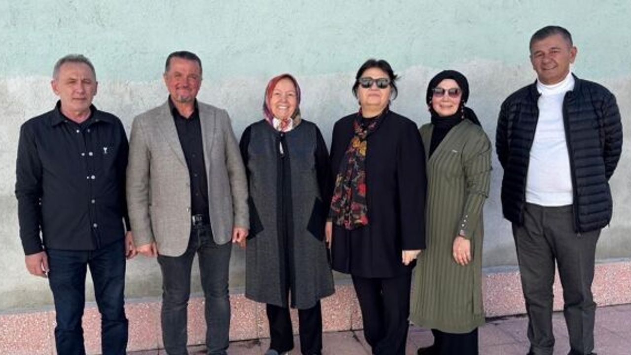 Başkan Dereli, Tuzcu ailesiyle bir araya geldi