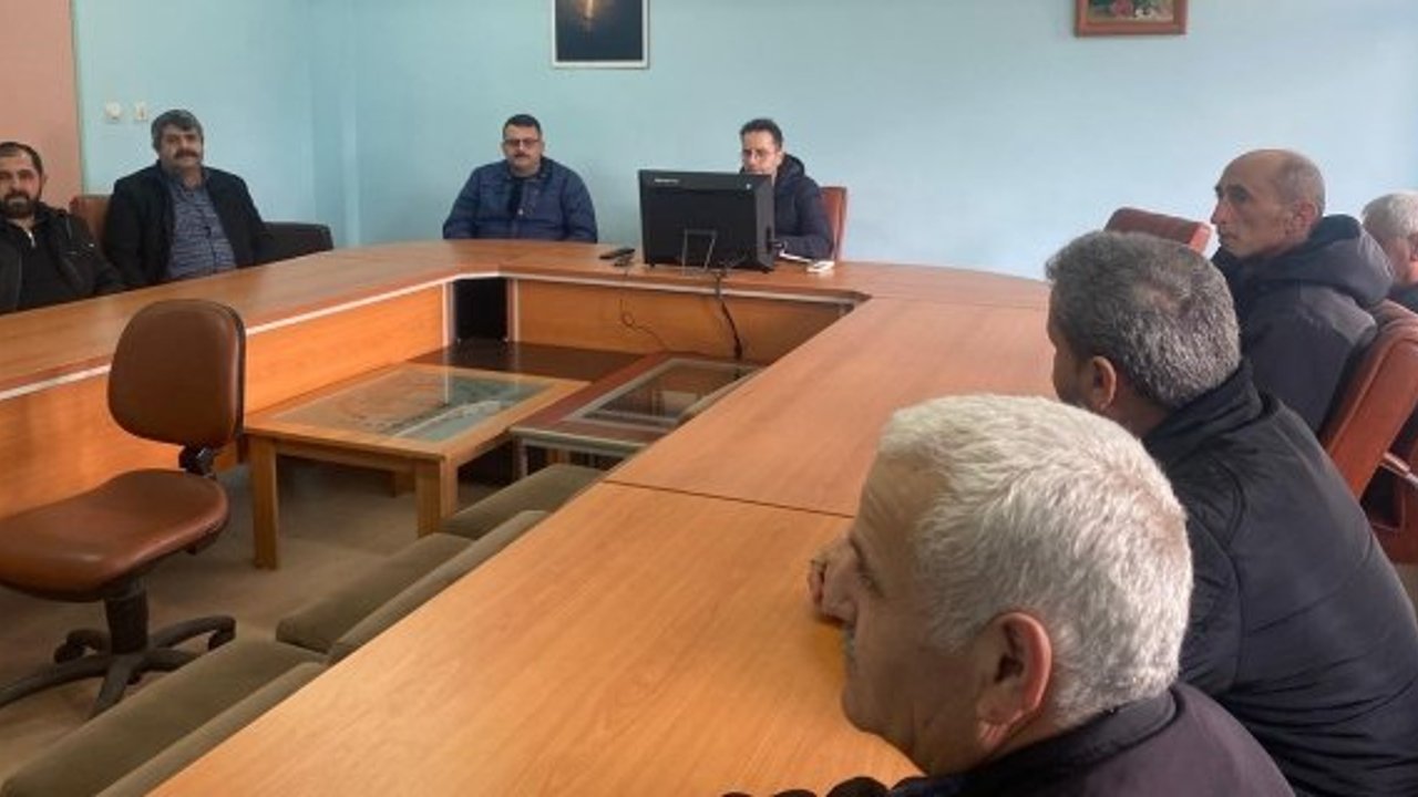Kargı’da servis şoförleriyle bilgilendirme toplantısı