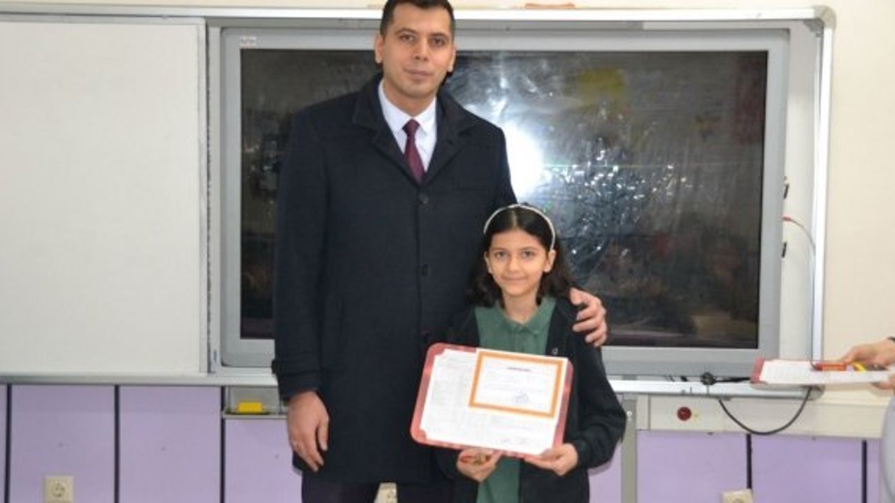 Kargı’da 1353 öğrenci karne heyecanı yaşadı