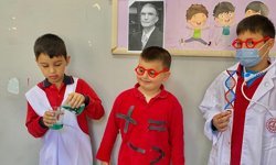 Kargı'da öğrenciler bilim insanlarını canlandırdı