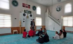 Kargı'da öğrenciler camileri yerinde tanıdı