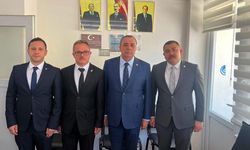 MHP'den Ülkü Ocakları'na ziyaret