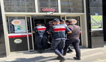Hırsızlık şüphelisi 3 kişi yakalandı