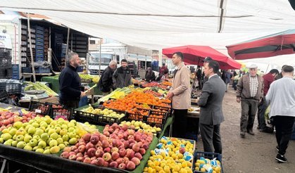 Kaymakam Akman’dan pazar esnafına ziyaret