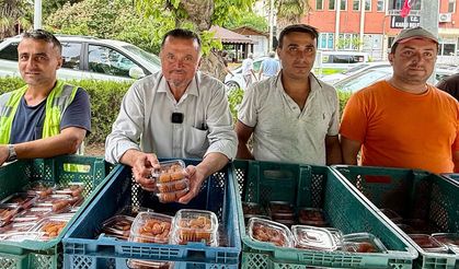 Kargı'da 15 Temmuz vesilesiyle vatandaşlara lokma dağıtıldı