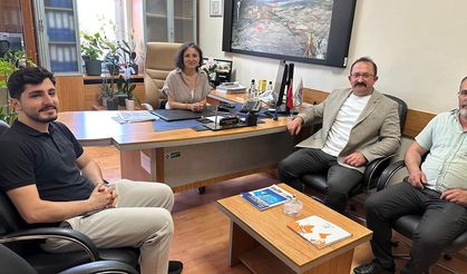 Anahtar Parti'den İlçe Tapu Müdürüne hayırlı olsun ziyareti