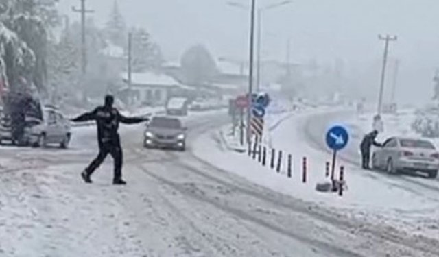 Kırkdilim kar yağışı nedeniyle ulaşıma kapatıldı