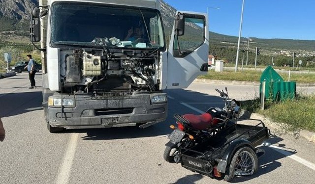 Kargı TOKİ Kavşağında Kaza: 1 Kişi Yaralandı