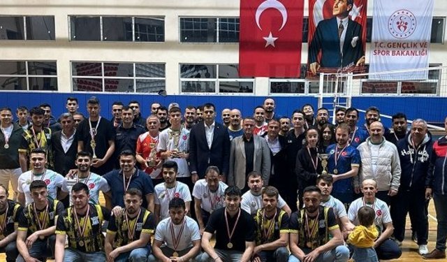Sporla Bütünleşen Kargı Halkı, Voleybol Turnuvasında Buluştu