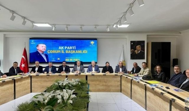 AK Parti Kargı İlçe Başkanı Gülhan Demiral, ilçe başkanları toplantısına katıldı
