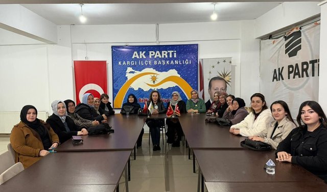 AK Parti Kargı Kadın Kolları yeni binasında ilk toplantısını yaptı