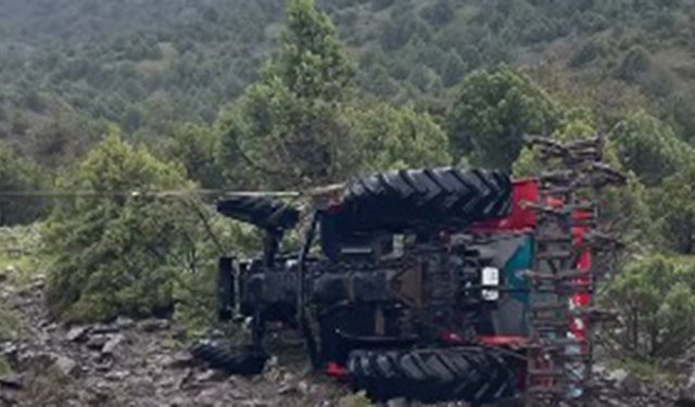 Kargı’da traktör devrildi: 1 yaralı