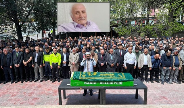 Başkan Ünlü’nün babası son yolculuğuna uğurlandı