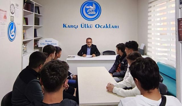 Kargı Ülkü Ocakları'nda haftalık seminer programı gerçekleştirildi