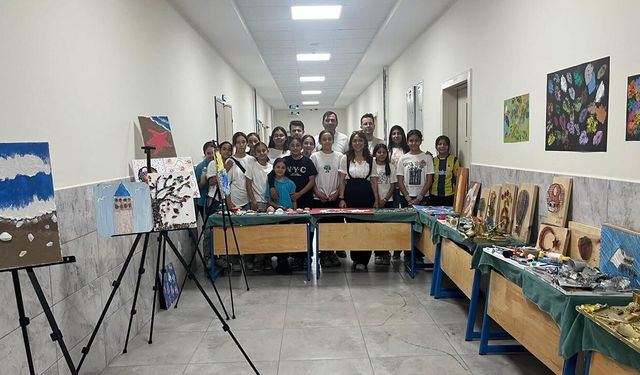 Cumhuriyet YBO’da yılsonu resim sergisi