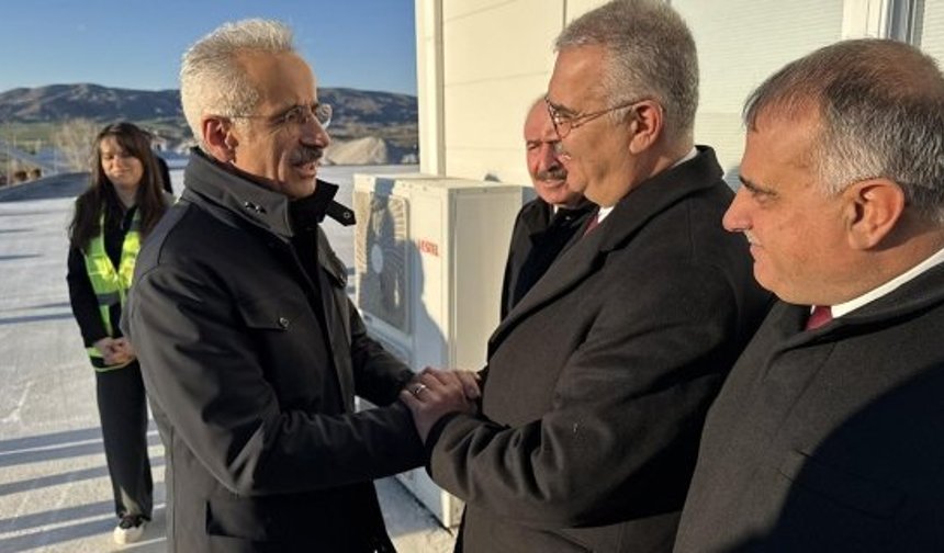 Bakan Uraloğlu hızlı tren çalışmaları için Çorum’da