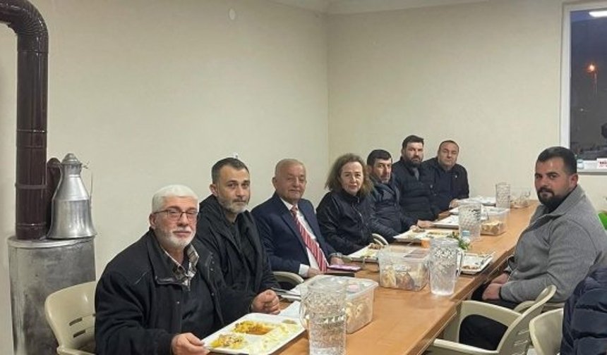 İlçe Teşkilatı Kavakçayı Köyü’nde iftara katıldı