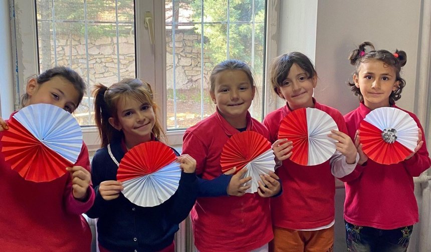 Kargı’da 23 Nisan coşkusu sınıflara taşındı