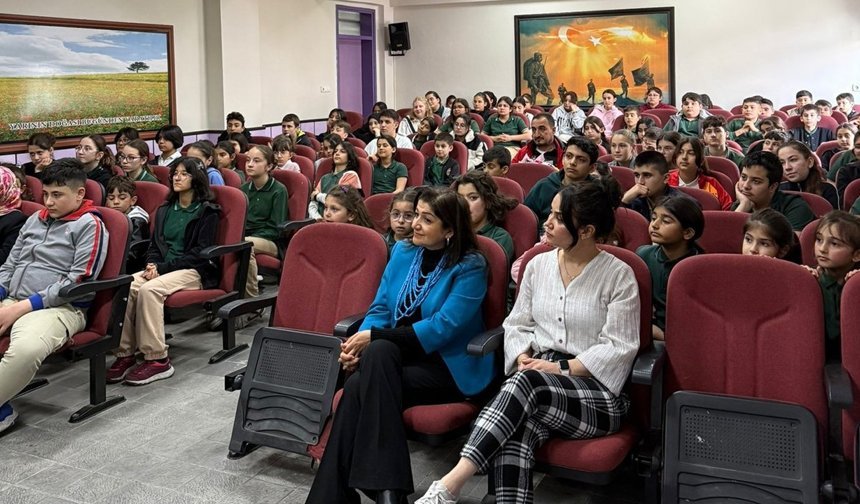 Kargı’da öğrenciler TÜBİTAK bilim söyleşisiyle buluştu