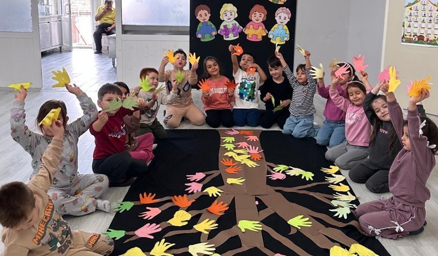 Kargı’da miniklerden otizm farkındalığı etkinliği