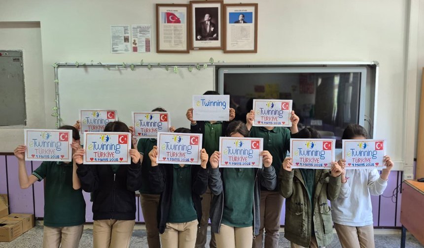Atatürk İlk-Ortaokulu’nda eTwinning Günü kutlandı