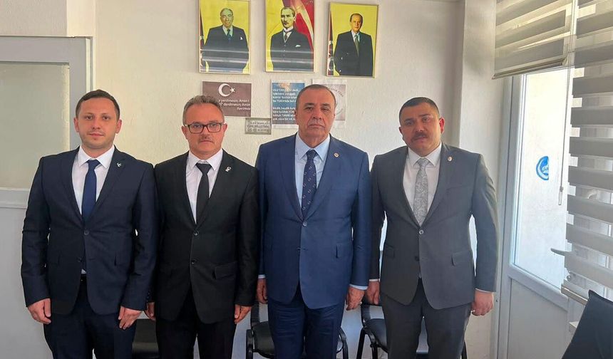 MHP'den Ülkü Ocakları'na ziyaret