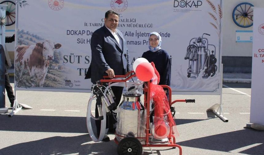 Kargı’daki süt üreticilerine 7 adet mobil sağım makinesi desteği