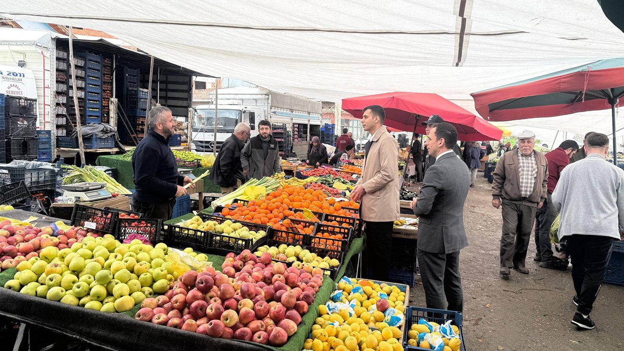 Kaymakam Akman’dan pazar esnafına ziyaret
