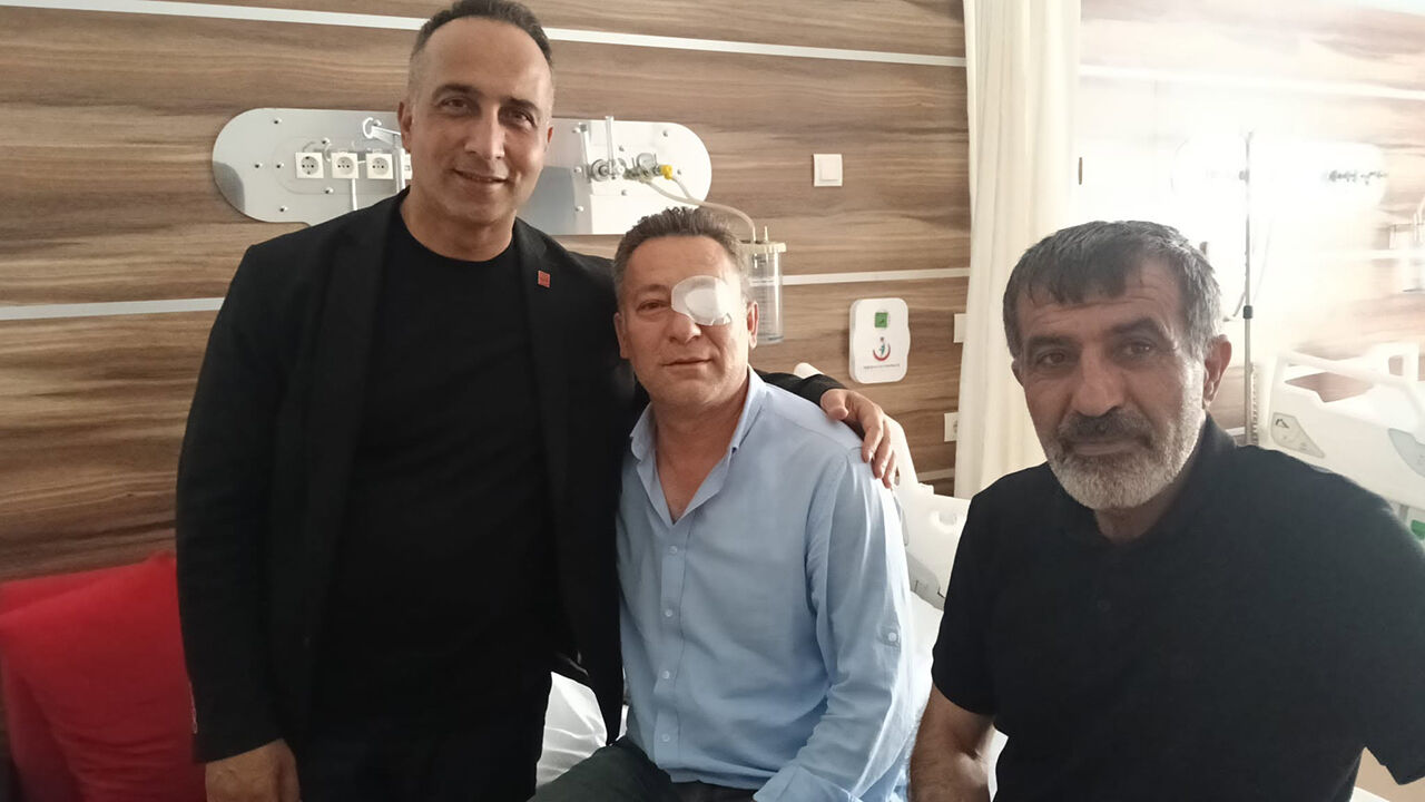 Solmaz'dan İlçe Başkanı Hakan Çelik’e geçmiş olsun ziyareti