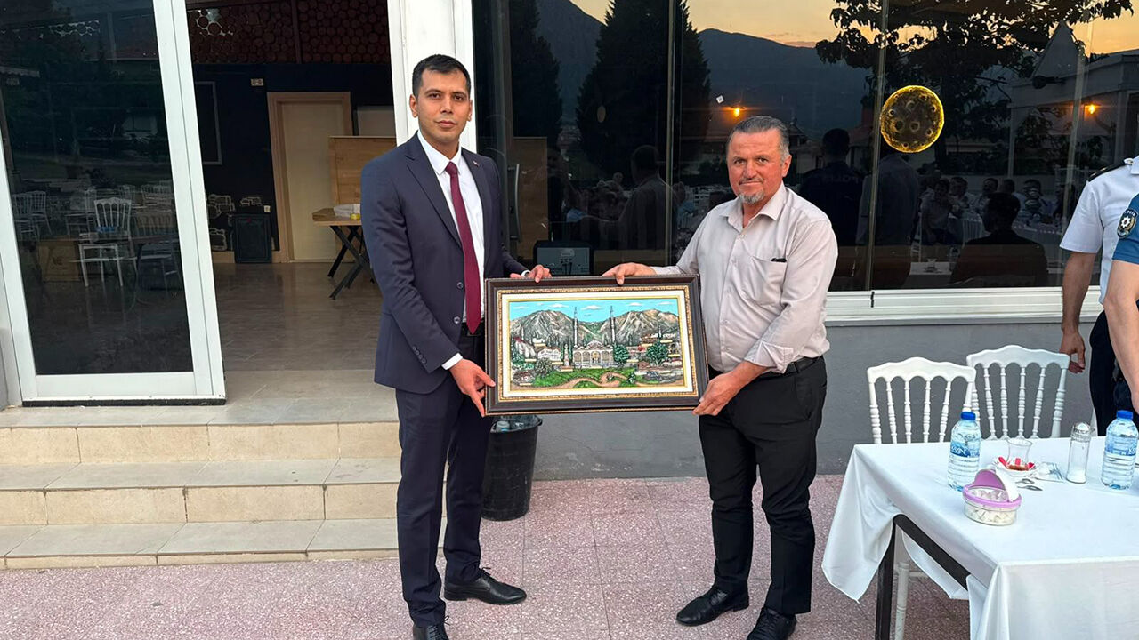 Kaymakam Akman onuruna veda yemeği düzenlendi