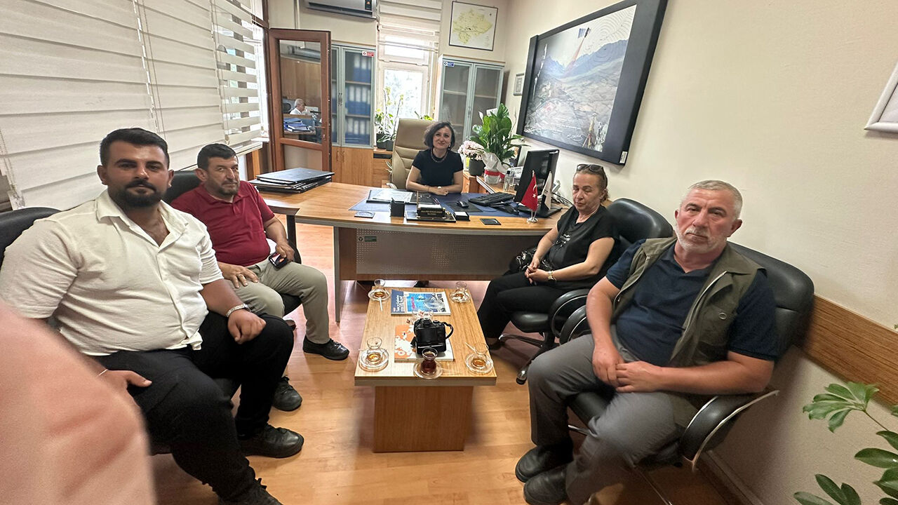 AK Parti'den Hançer’e hayırlı olsun ziyareti