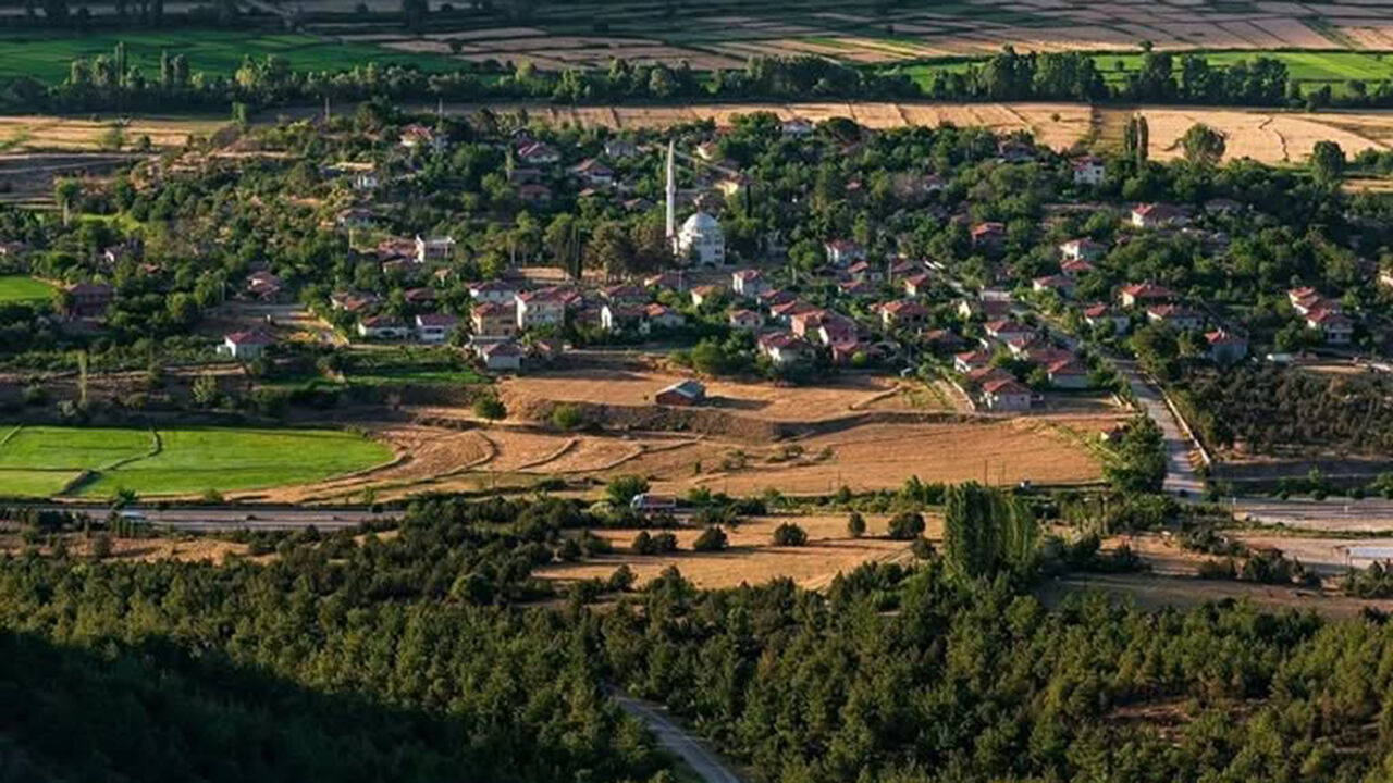 Çeltiközü köyü tarihi ve kültürel yapısıyla dikkat çekiyor