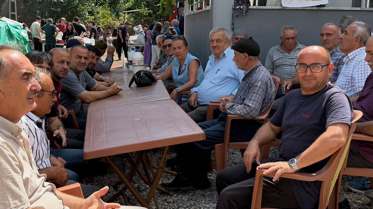 AK Parti İlçe Başkanı Demiral köy programlarına katıldı