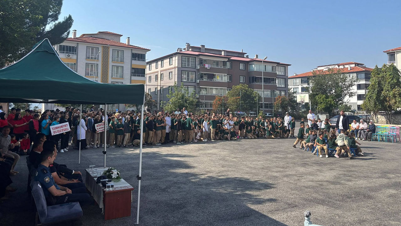 İlköğretim Haftası kutlandı: İlk ders heyecanını birlite yaşadılar